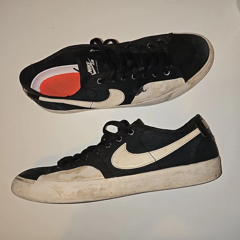 Nike SB Blazer Court 9.5 Skate Shoes US Sz 9.5 CV1658 Black White Canvas Low Top
